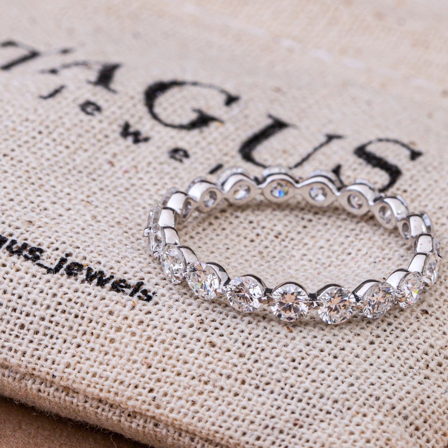 Lumière Round Eternity Band.