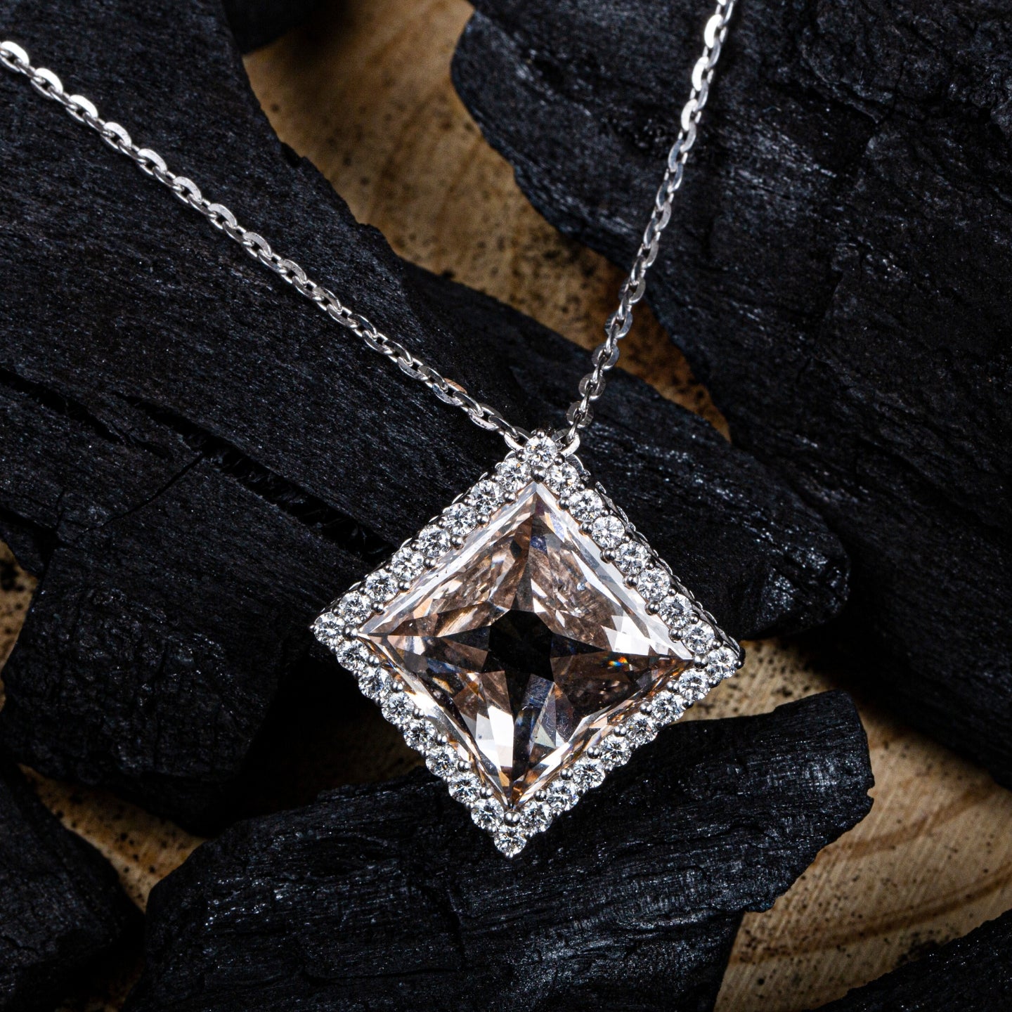 TAGUS ICON COLLECTION