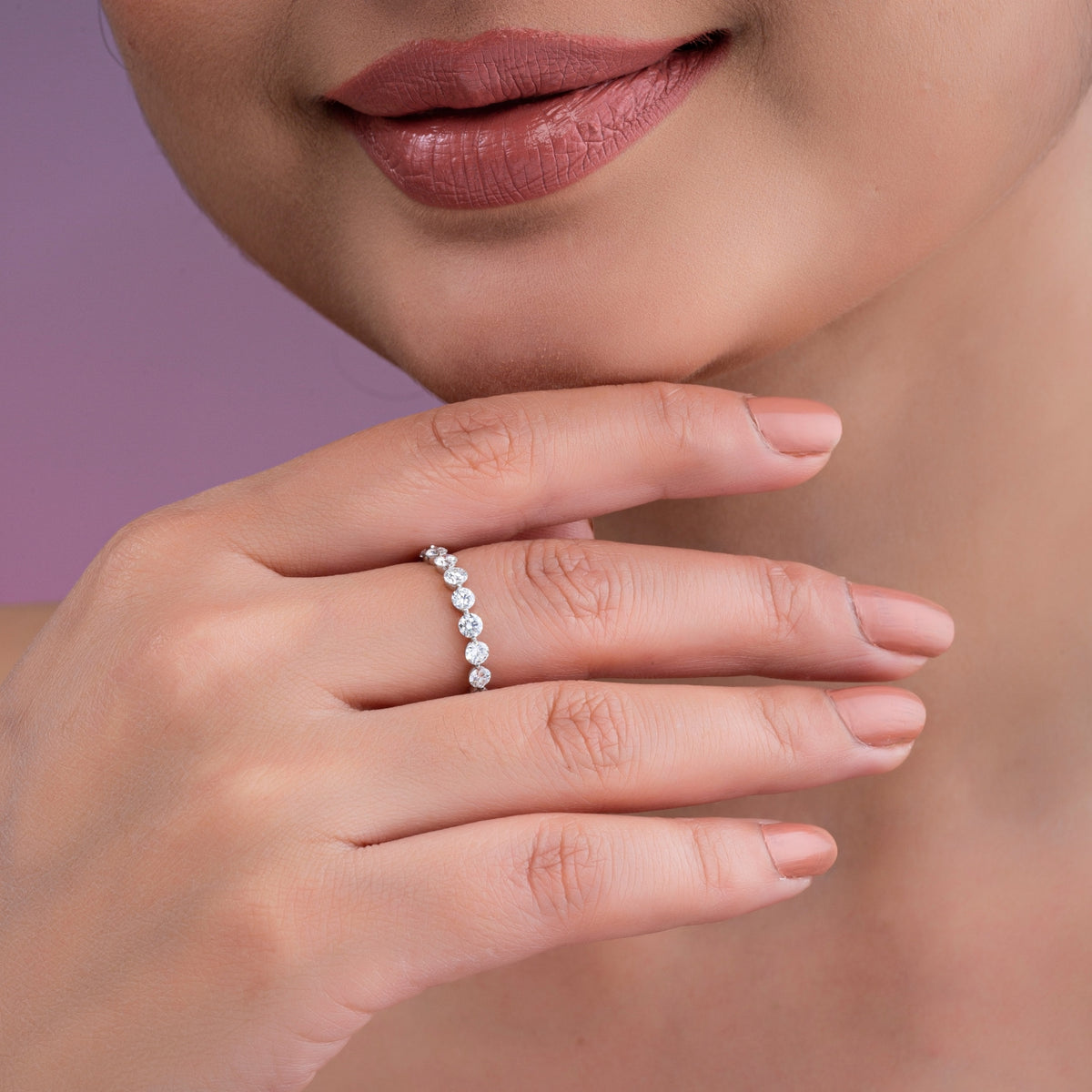 Lumière Round Eternity Band.