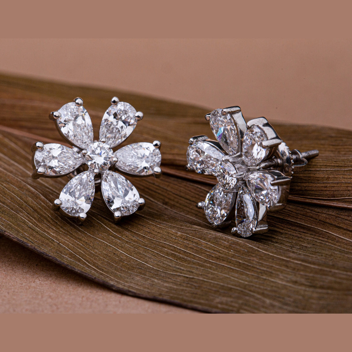 TAGUS PLUMERIA EARRINGS "FLORA".