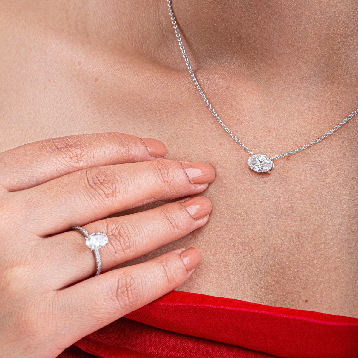Oval Cut Diamond Pendant Necklace.